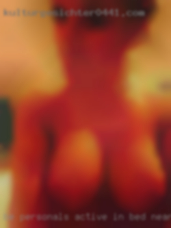 Be personals active in bed near Charleston WV, moan, scream, cuss.