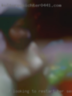 MILF looking to restart her sexual fun near Newport.