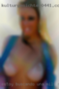 Estoy buscando una milf mujer caliente.